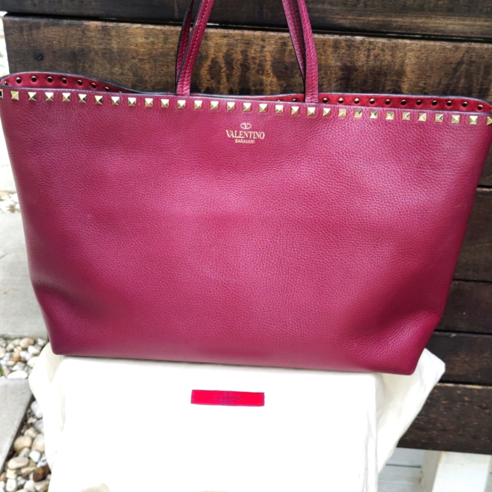 Valentino Garavani Rockstud Tote